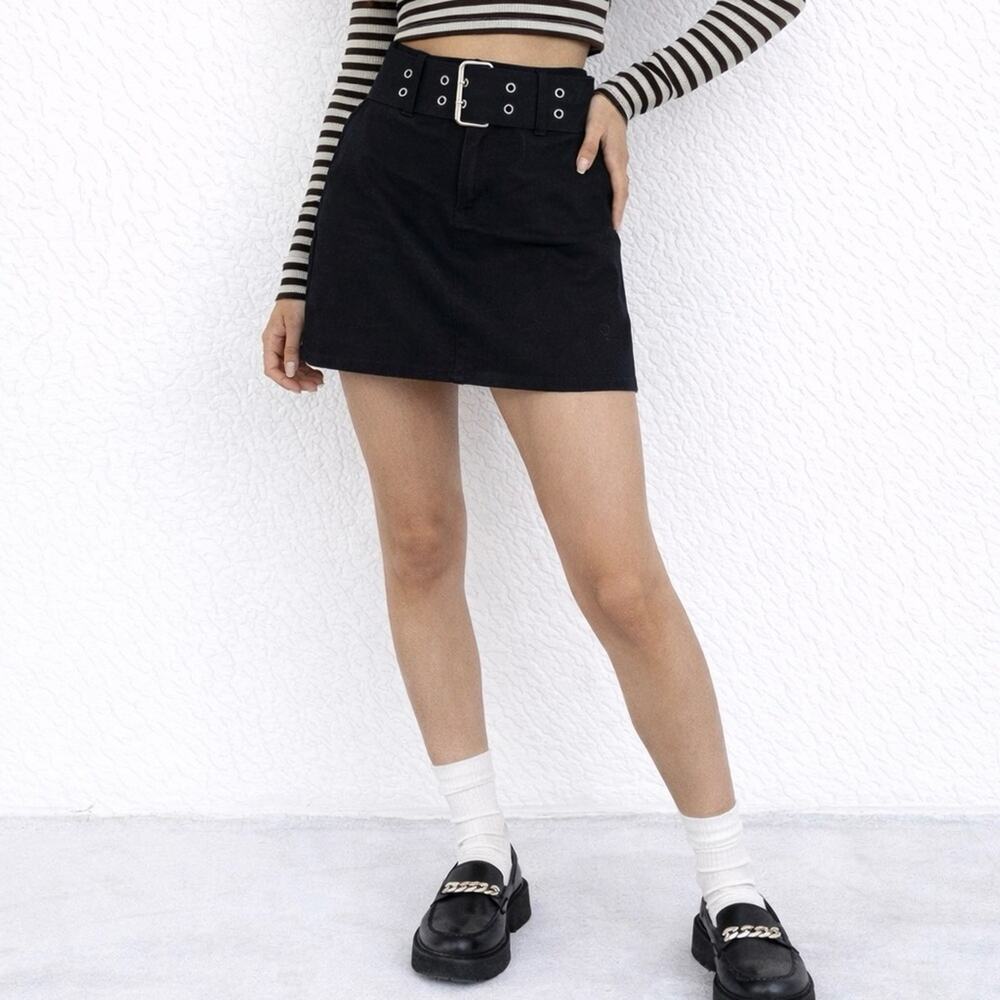 Vintage 90s Outlooks Buckle Mini Skirt Black Size 5